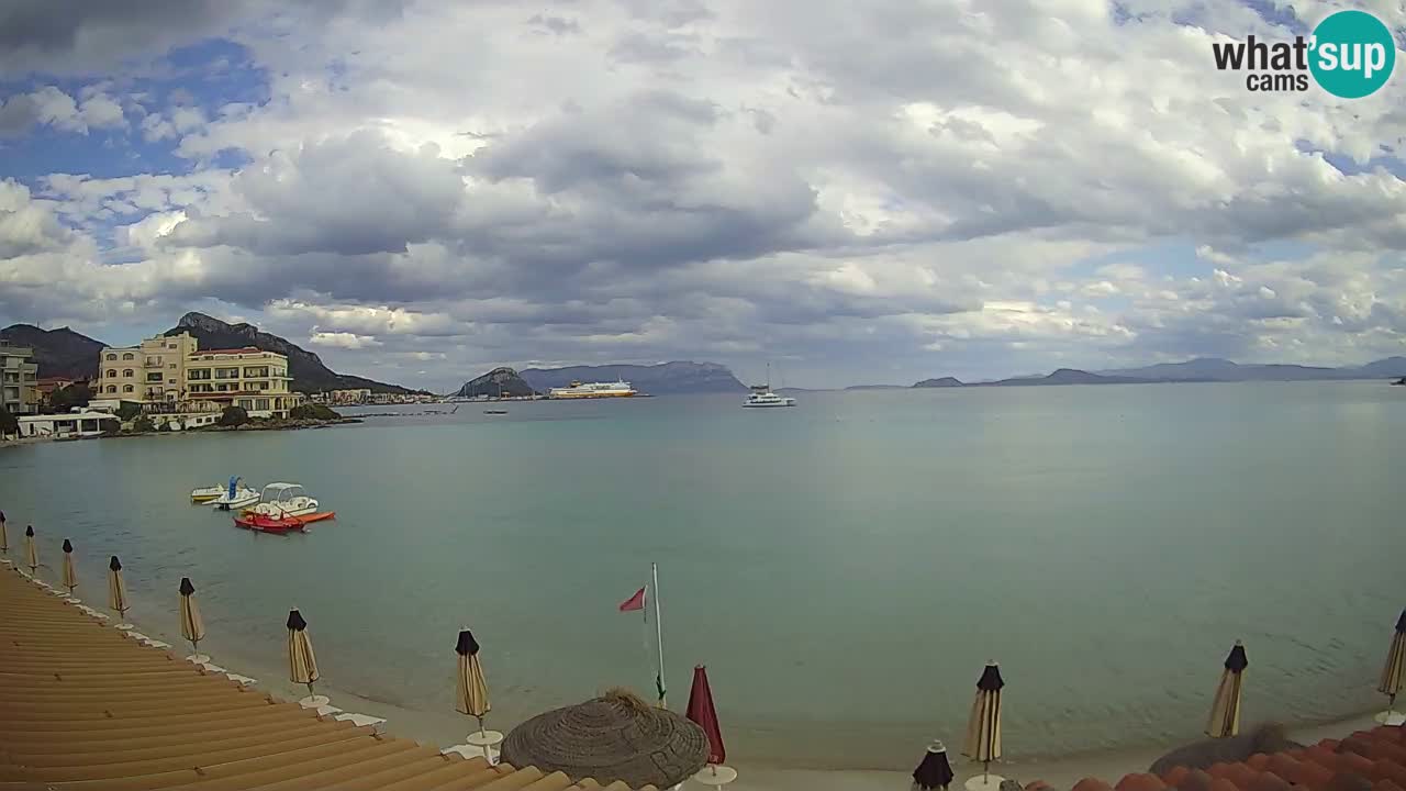 Web kamera Terza Spiaggia Golfo Aranci – Pogled uživo na plažu