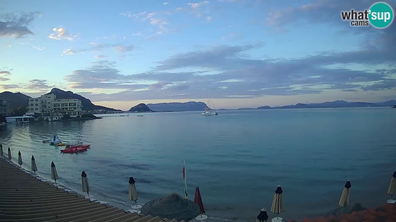 Web kamera Terza Spiaggia Golfo Aranci – Pogled uživo na plažu
