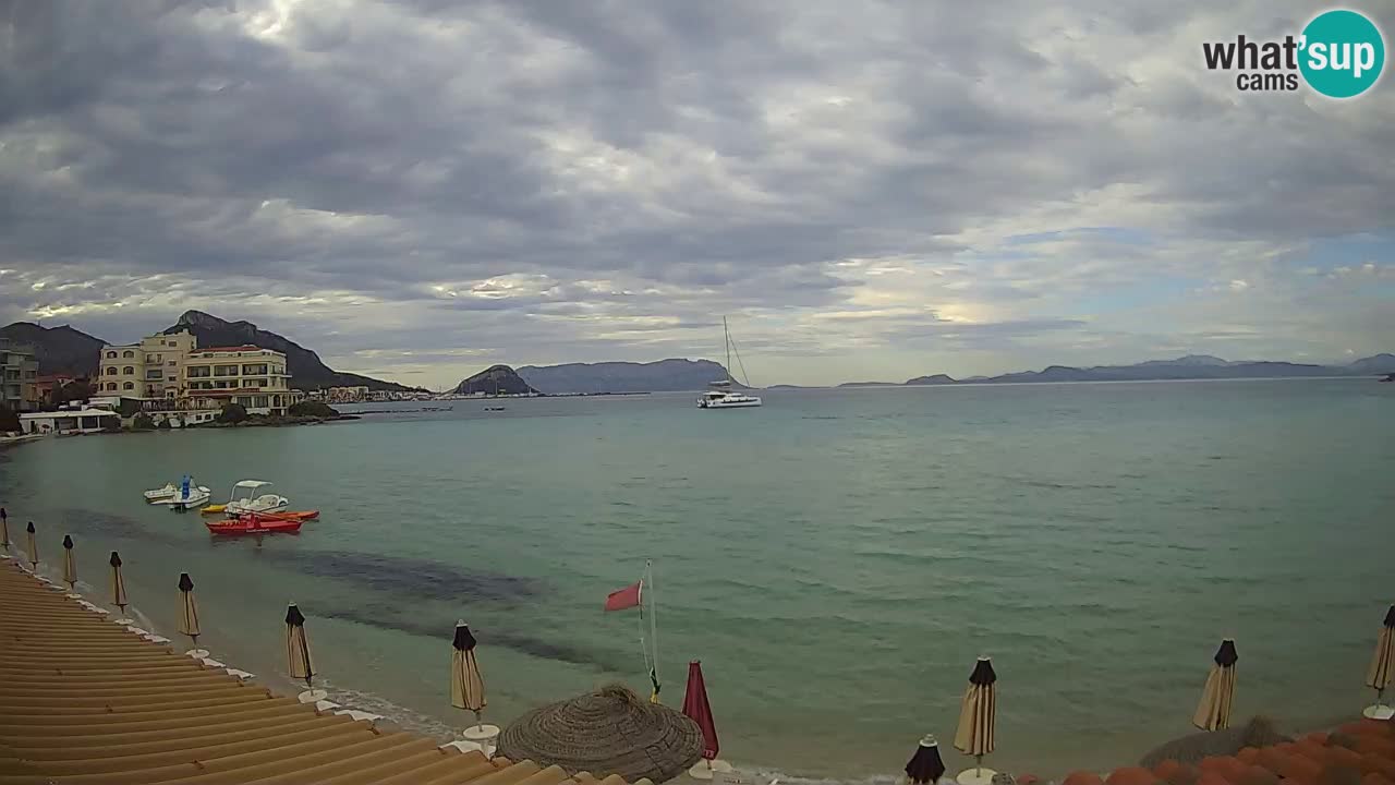 Web kamera Terza Spiaggia Golfo Aranci – Pogled uživo na plažu