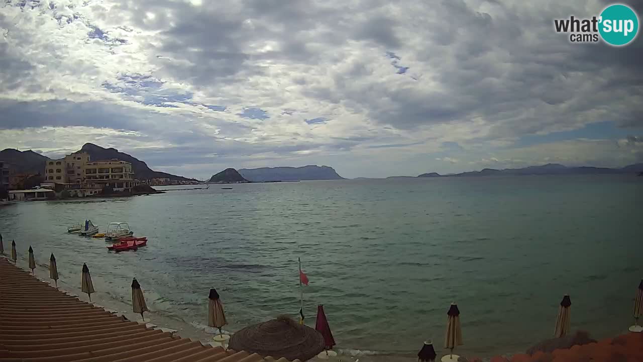 Spletna kamera Terza Spiaggia Golfo Aranci – Pogled na plažo v živo
