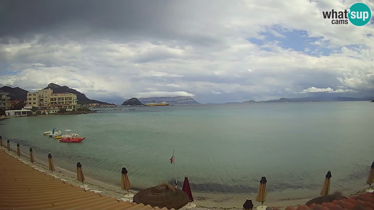 Web kamera Terza Spiaggia Golfo Aranci – Pogled uživo na plažu