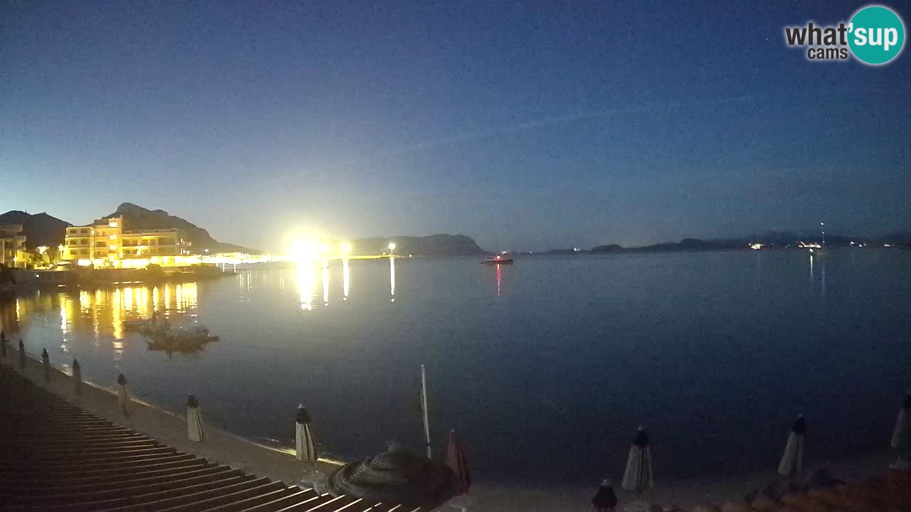 Web kamera Terza Spiaggia Golfo Aranci – Pogled uživo na plažu