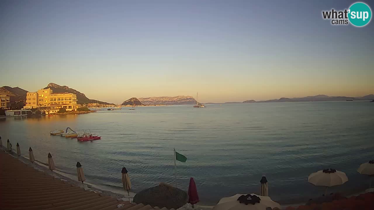 Webcam Terza Spiaggia Golfo Aranci – Liveblick auf den Strand