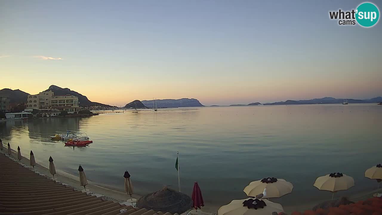 Web kamera Terza Spiaggia Golfo Aranci – Pogled uživo na plažu