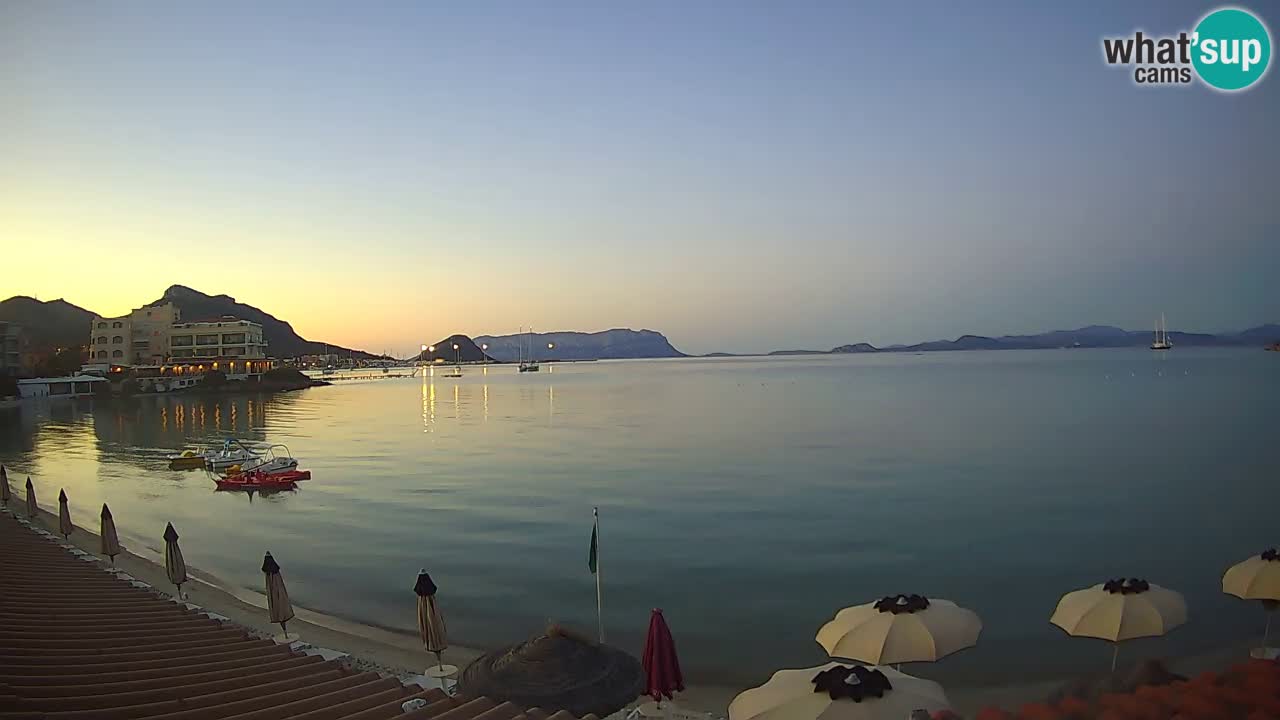 Web kamera Terza Spiaggia Golfo Aranci – Pogled uživo na plažu