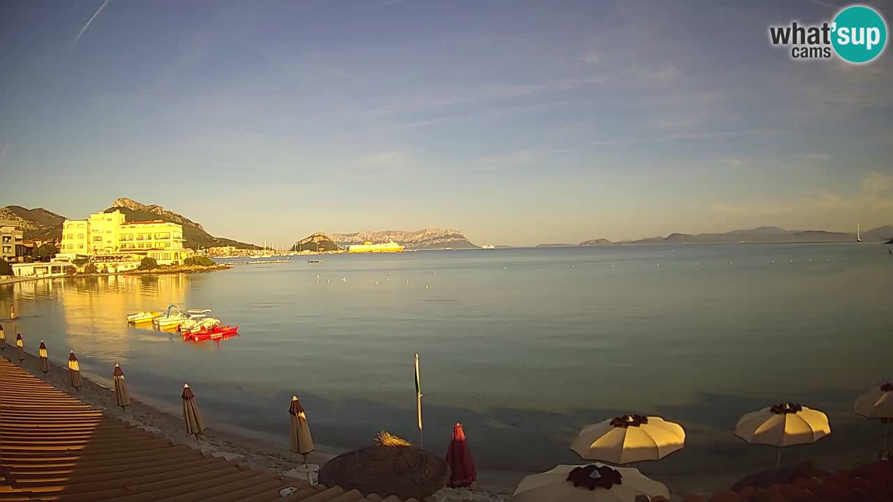 Webcam Terza Spiaggia Golfo Aranci – Liveblick auf den Strand