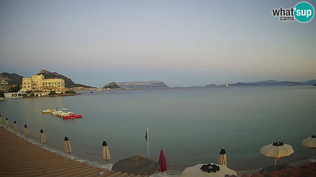 Web kamera Terza Spiaggia Golfo Aranci – Pogled uživo na plažu