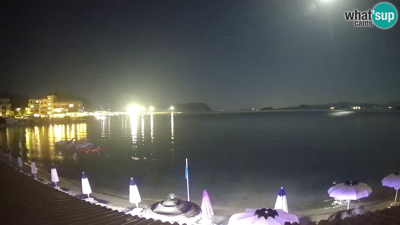 Spletna kamera Terza Spiaggia Golfo Aranci – Pogled na plažo v živo