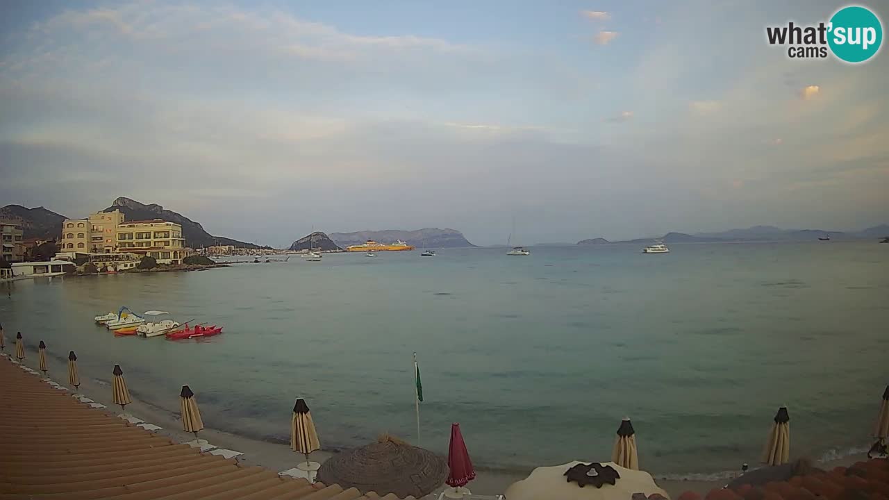 Web kamera Terza Spiaggia Golfo Aranci – Pogled uživo na plažu