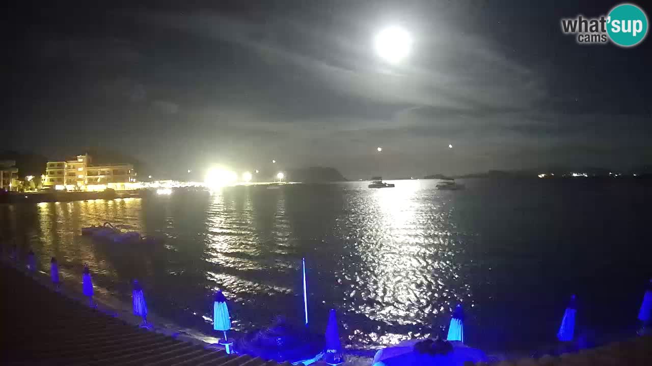 Web kamera Terza Spiaggia Golfo Aranci – Pogled uživo na plažu
