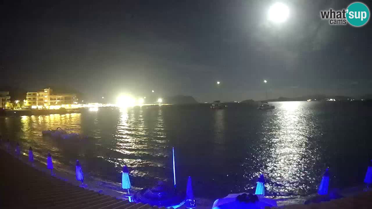 Web kamera Terza Spiaggia Golfo Aranci – Pogled uživo na plažu