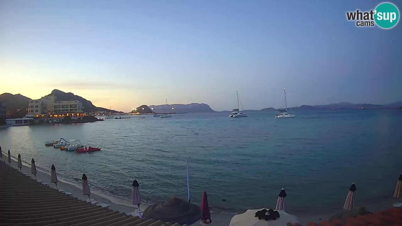 Web kamera Terza Spiaggia Golfo Aranci – Pogled uživo na plažu