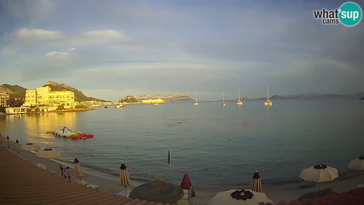 Web kamera Terza Spiaggia Golfo Aranci – Pogled uživo na plažu