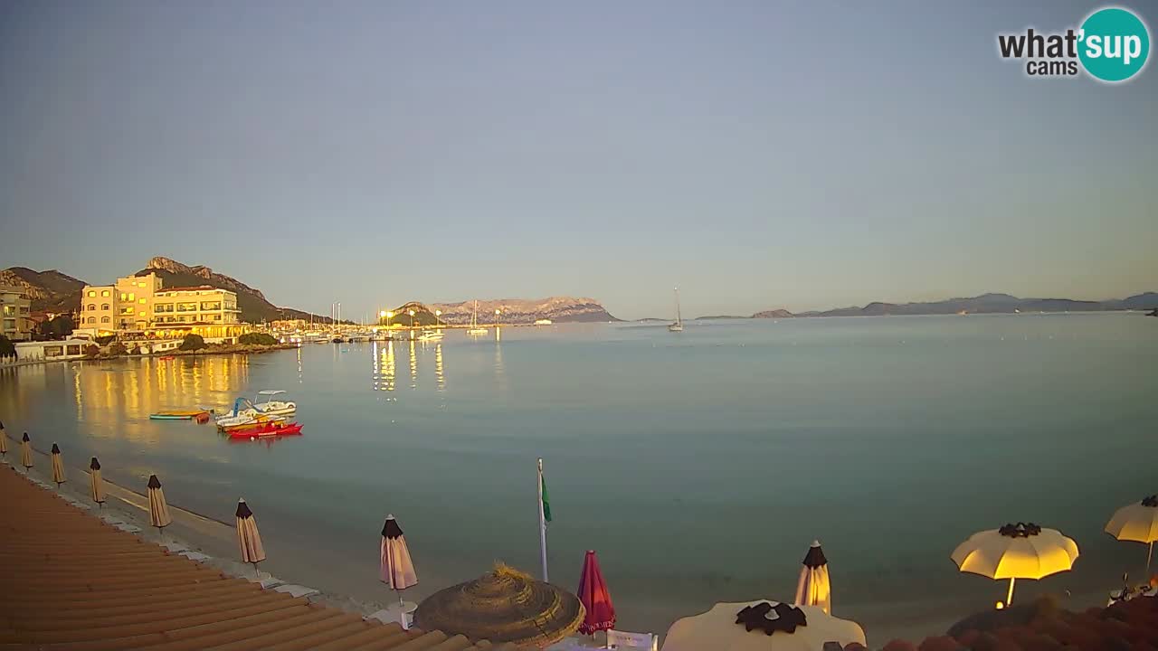 Web kamera Terza Spiaggia Golfo Aranci – Pogled uživo na plažu