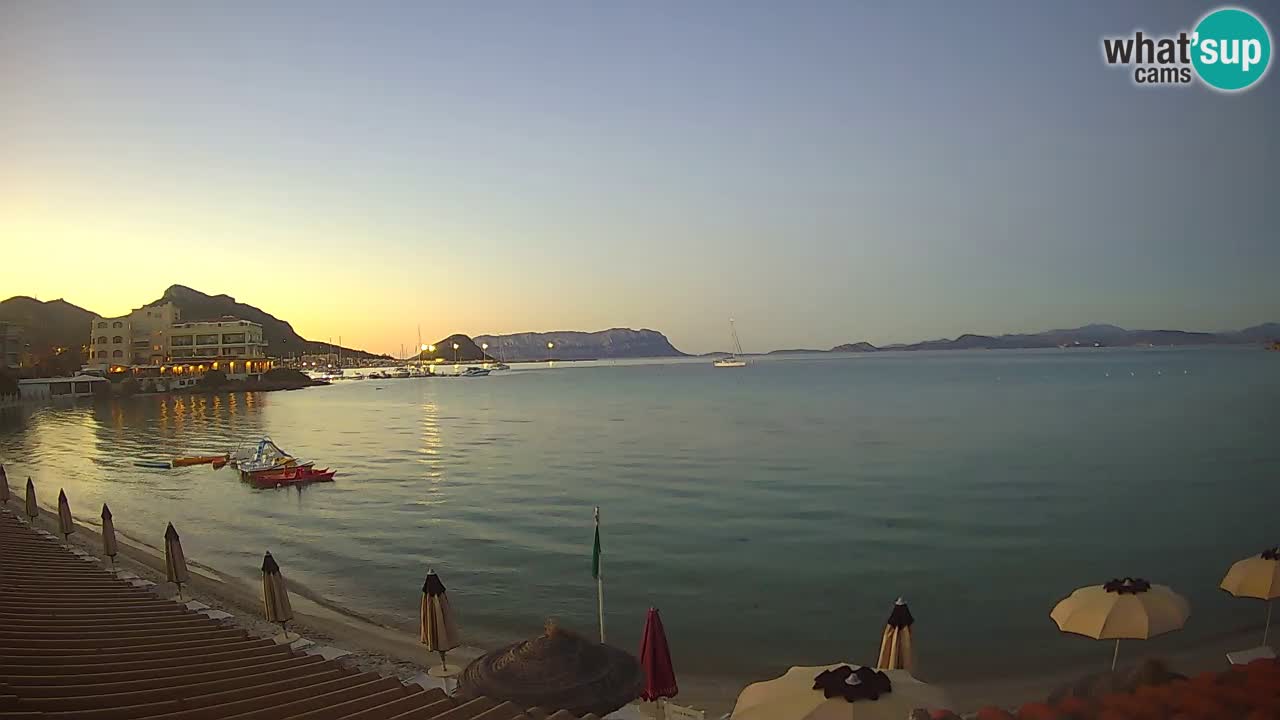 Web kamera Terza Spiaggia Golfo Aranci – Pogled uživo na plažu