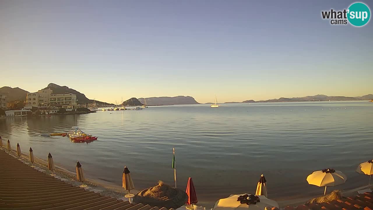 Web kamera Terza Spiaggia Golfo Aranci – Pogled uživo na plažu
