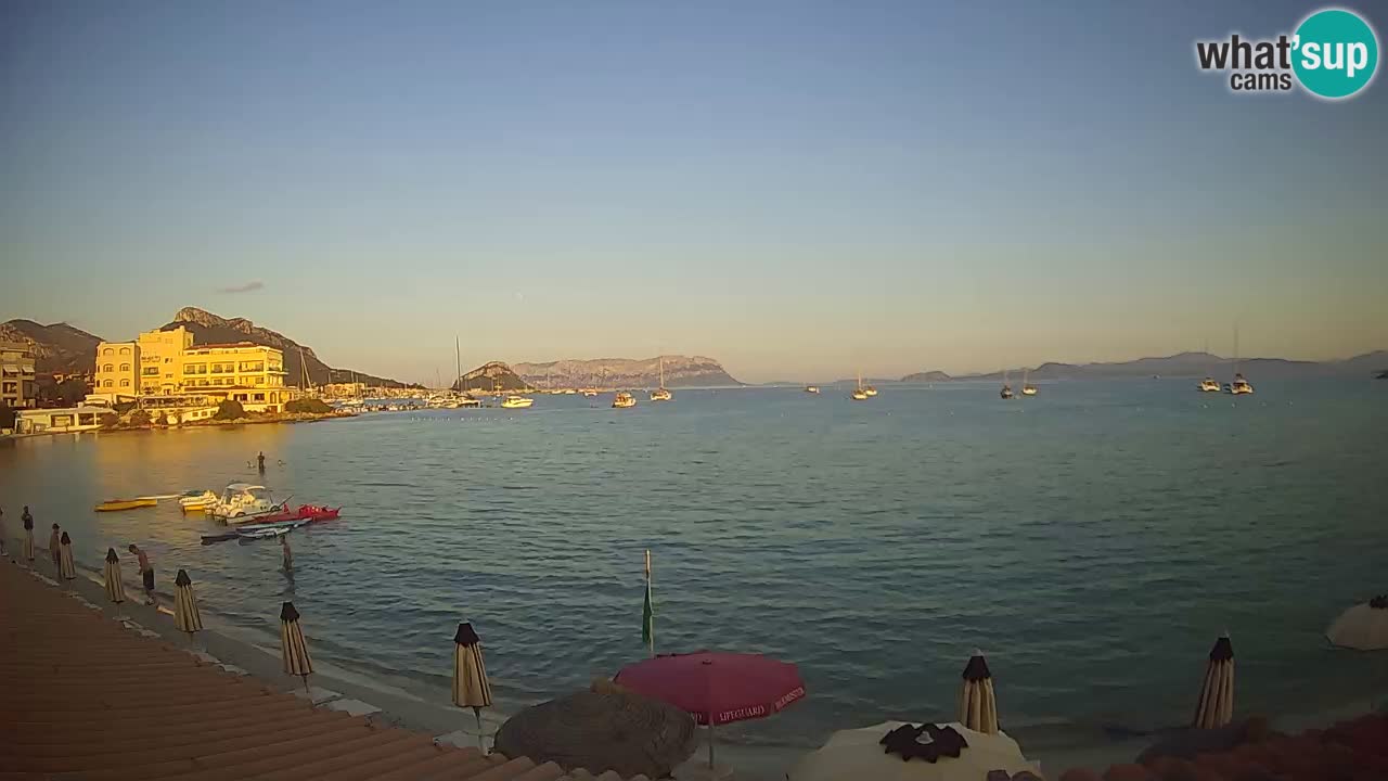 Web kamera Terza Spiaggia Golfo Aranci – Pogled uživo na plažu