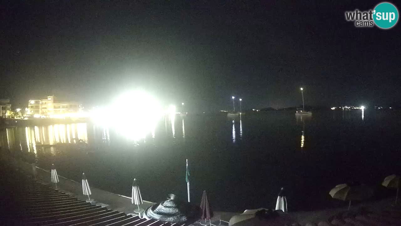 Spletna kamera Terza Spiaggia Golfo Aranci – Pogled na plažo v živo