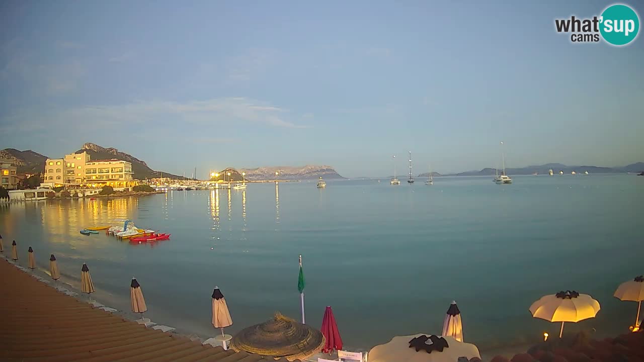 Web kamera Terza Spiaggia Golfo Aranci – Pogled uživo na plažu