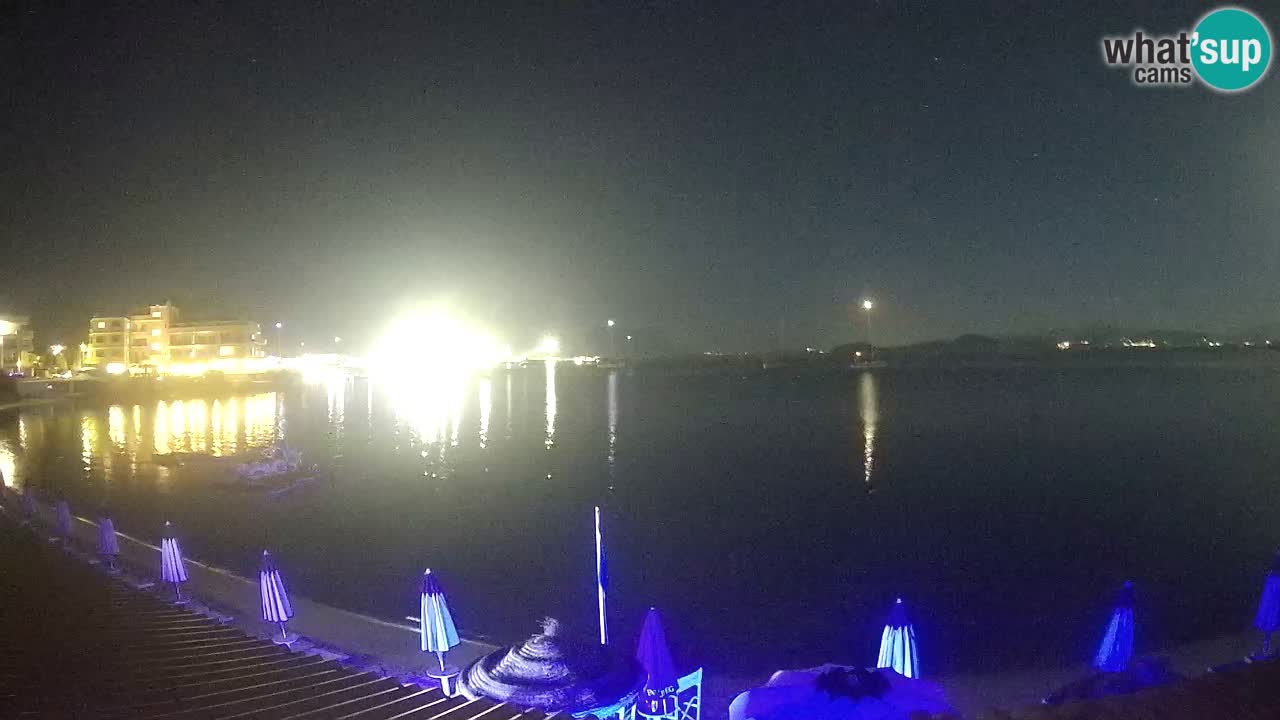 Spletna kamera Terza Spiaggia Golfo Aranci – Pogled na plažo v živo