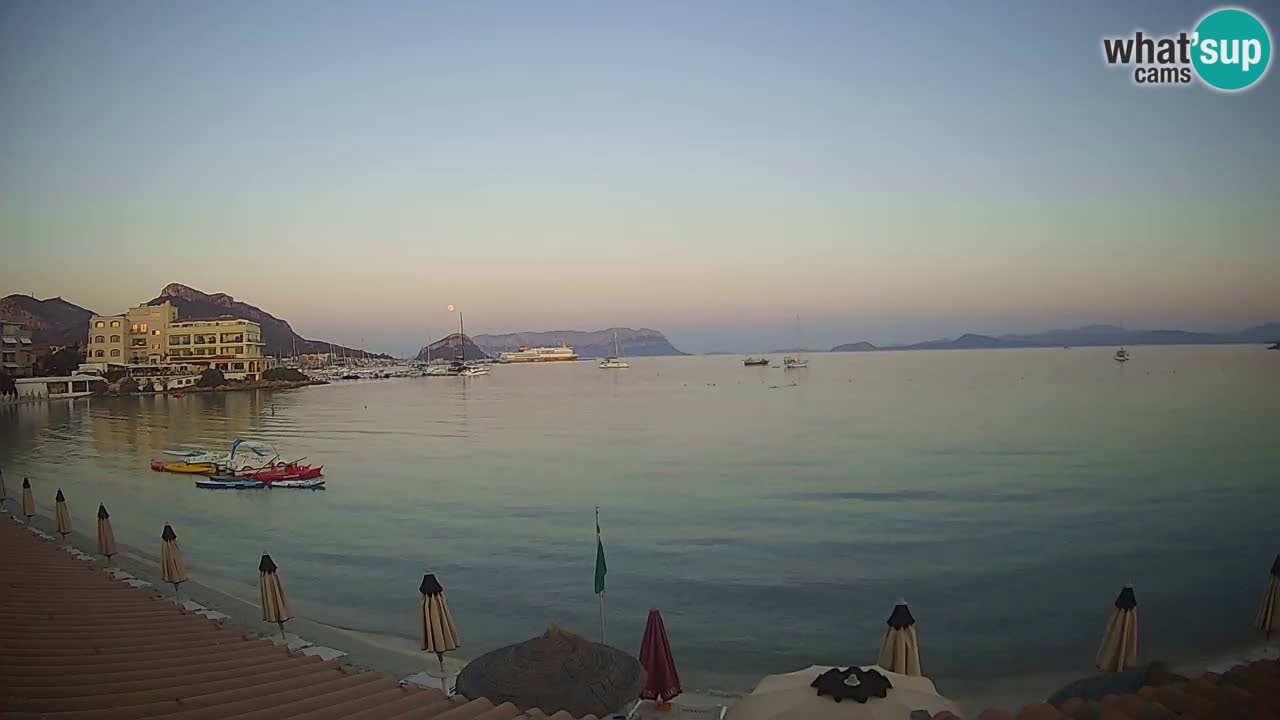 Webcam Terza Spiaggia Golfo Aranci – Liveblick auf den Strand