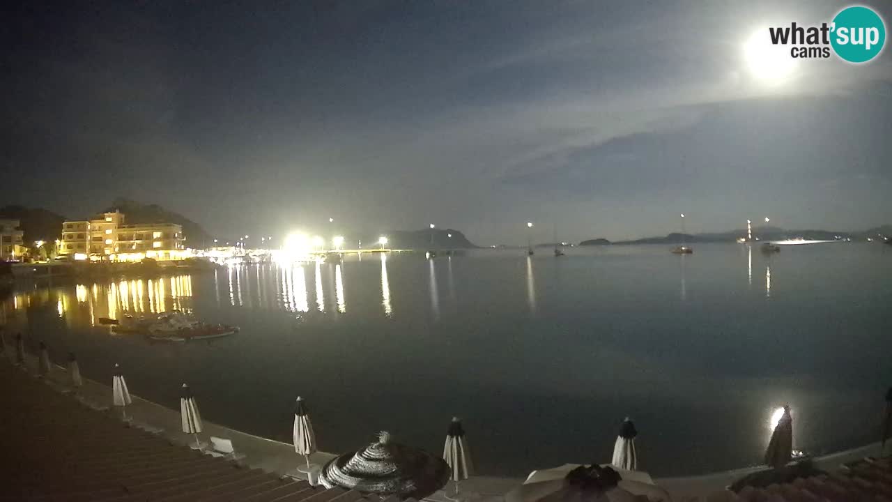 Spletna kamera Terza Spiaggia Golfo Aranci – Pogled na plažo v živo