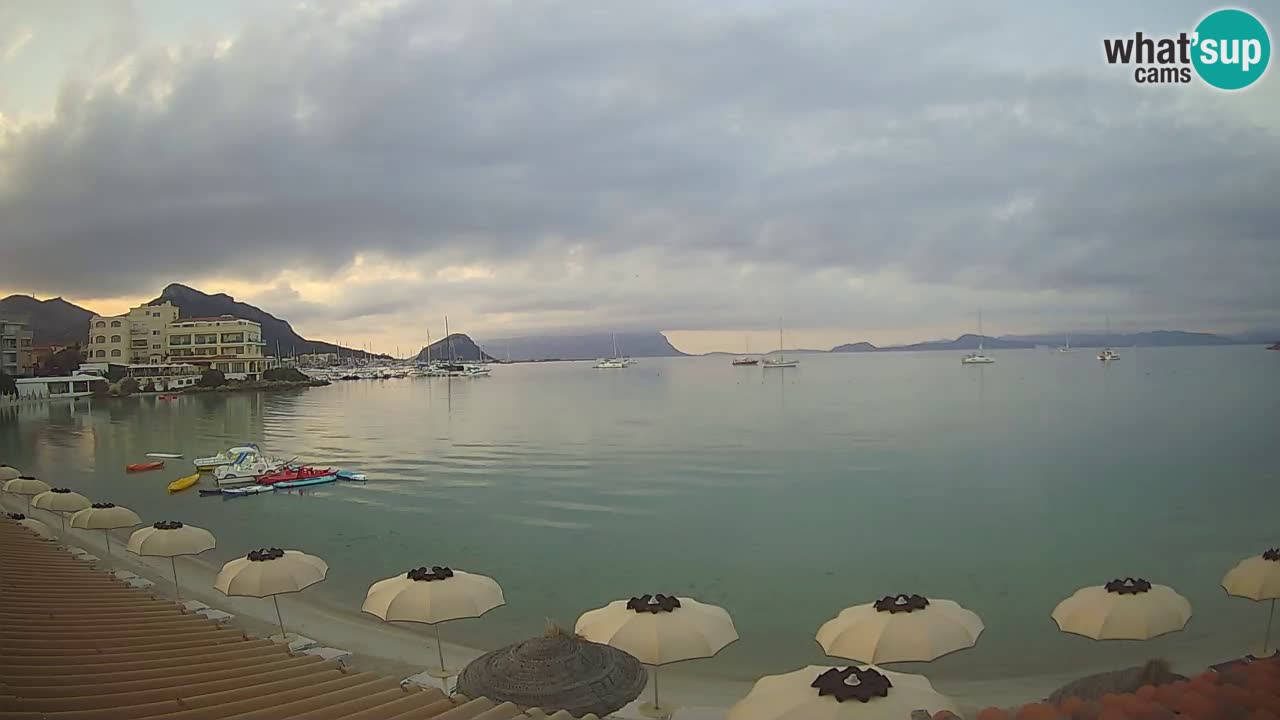 Web kamera Terza Spiaggia Golfo Aranci – Pogled uživo na plažu