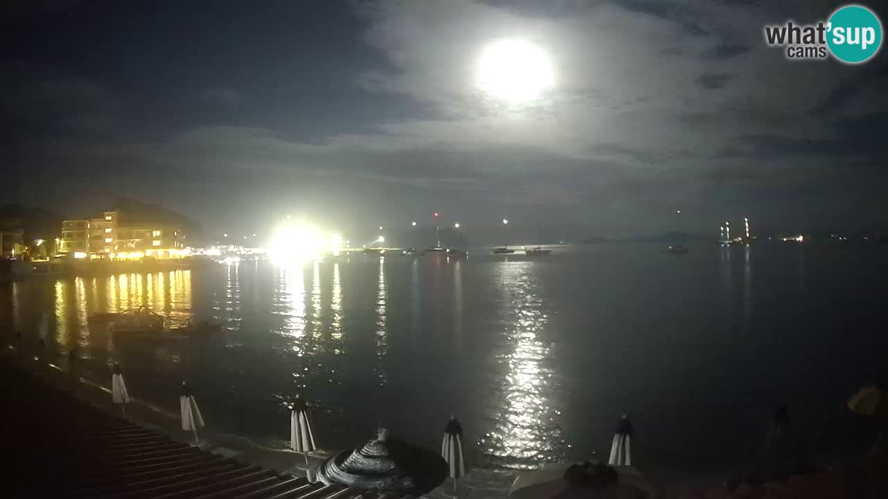 Web kamera Terza Spiaggia Golfo Aranci – Pogled uživo na plažu