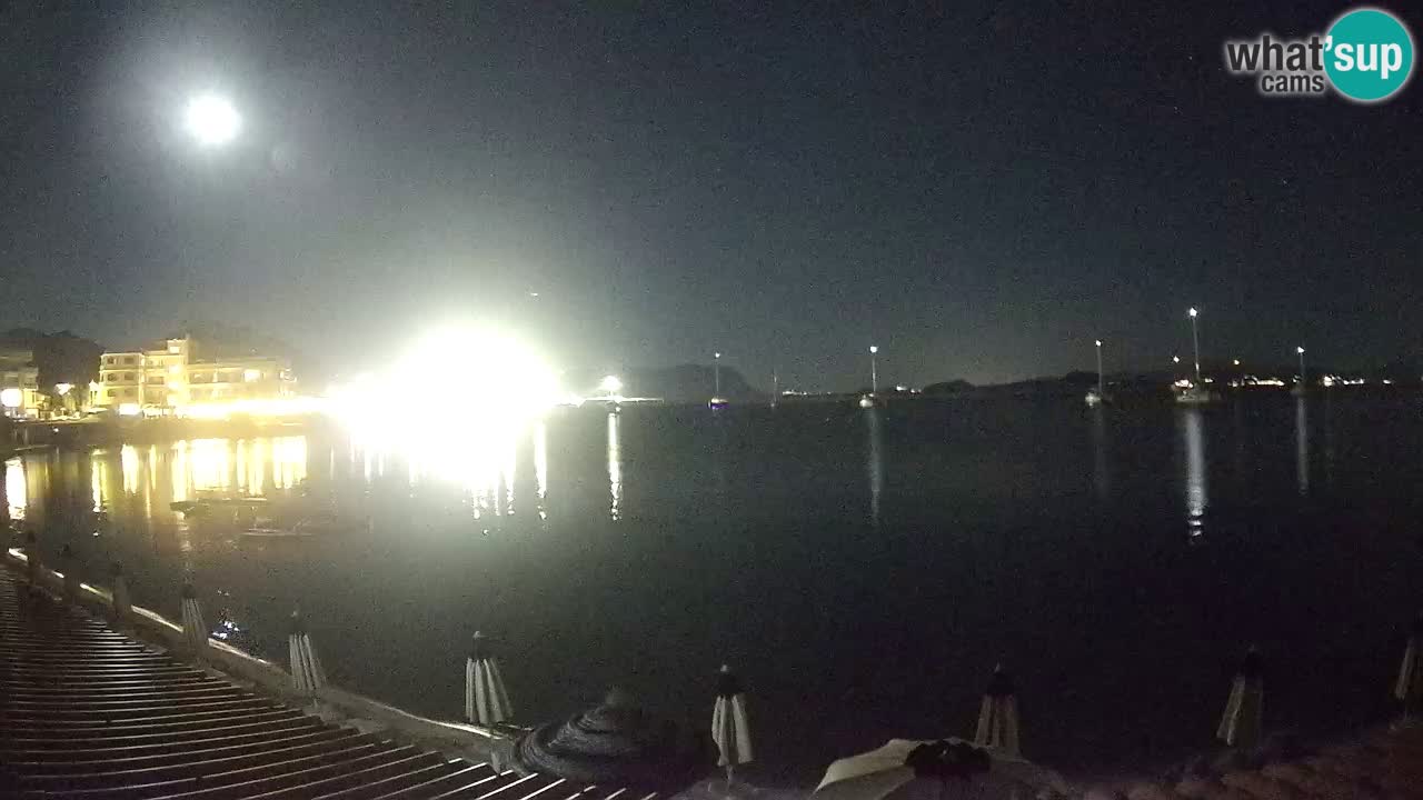 Webcam Terza Spiaggia Golfo Aranci – Liveblick auf den Strand