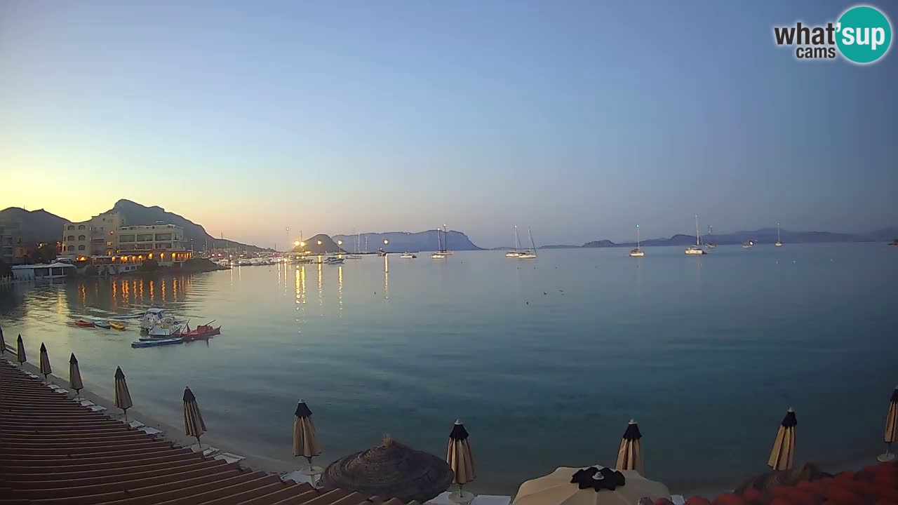 Web kamera Terza Spiaggia Golfo Aranci – Pogled uživo na plažu