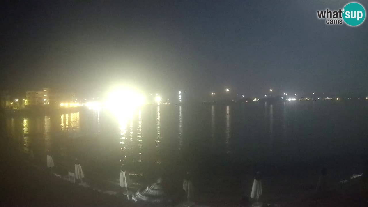 Spletna kamera Terza Spiaggia Golfo Aranci – Pogled na plažo v živo
