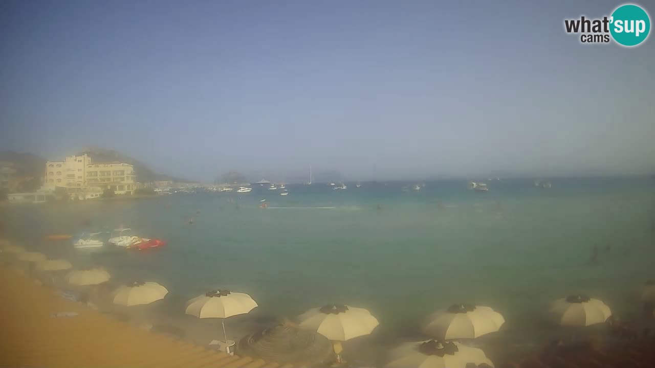 Web kamera Terza Spiaggia Golfo Aranci – Pogled uživo na plažu