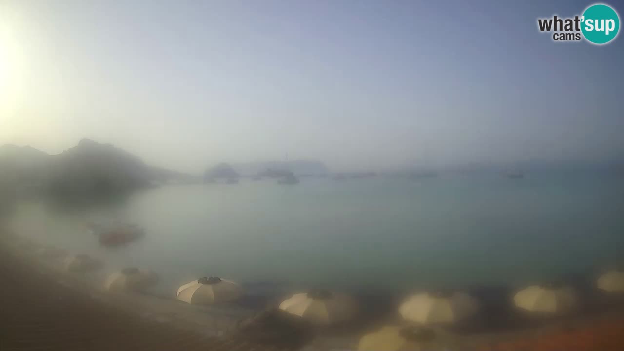 Web kamera Terza Spiaggia Golfo Aranci – Pogled uživo na plažu