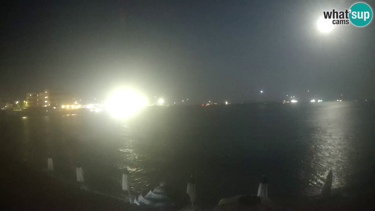 Spletna kamera Terza Spiaggia Golfo Aranci – Pogled na plažo v živo