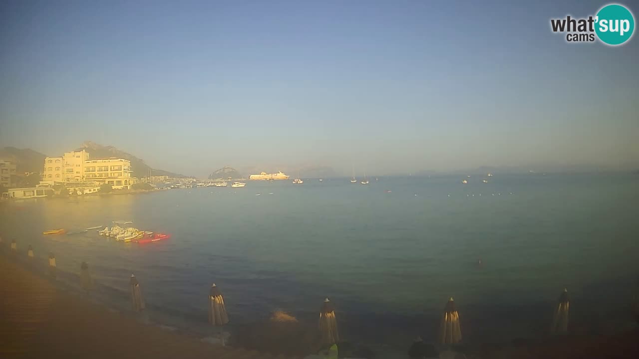 Webcam Terza Spiaggia Golfo Aranci – Liveblick auf den Strand