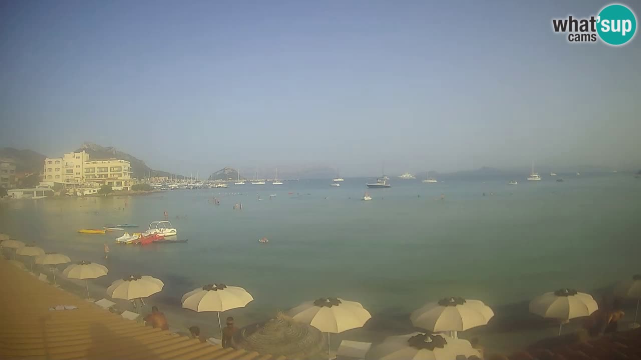 Spletna kamera Terza Spiaggia Golfo Aranci – Pogled na plažo v živo