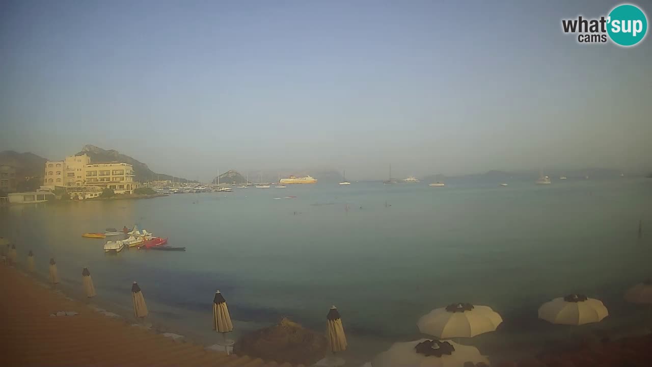 Web kamera Terza Spiaggia Golfo Aranci – Pogled uživo na plažu