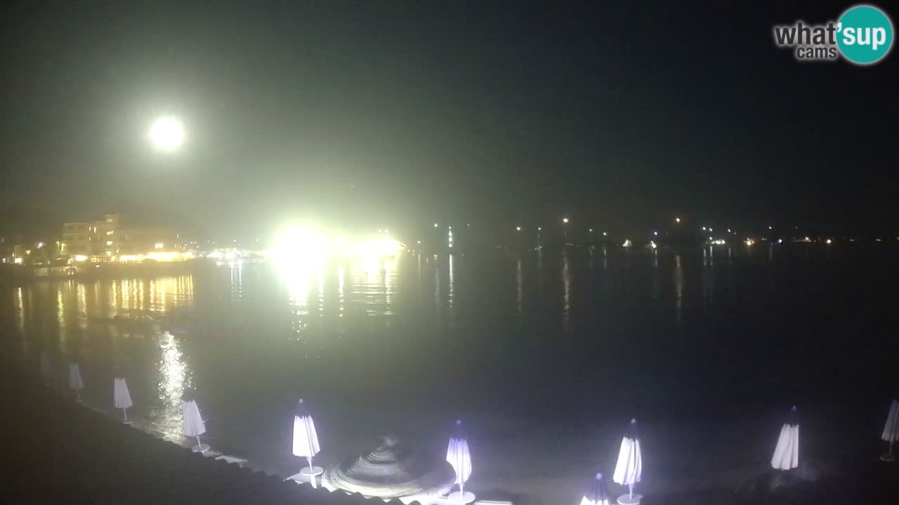 Spletna kamera Terza Spiaggia Golfo Aranci – Pogled na plažo v živo