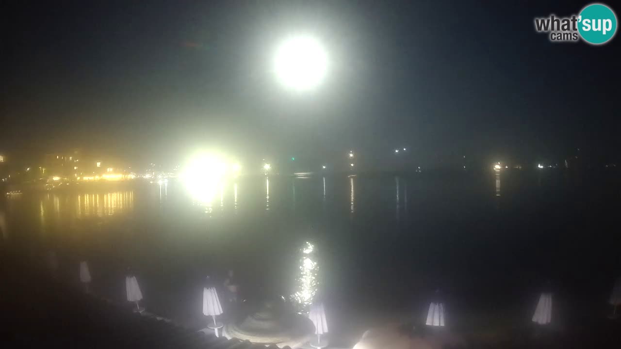 Spletna kamera Terza Spiaggia Golfo Aranci – Pogled na plažo v živo