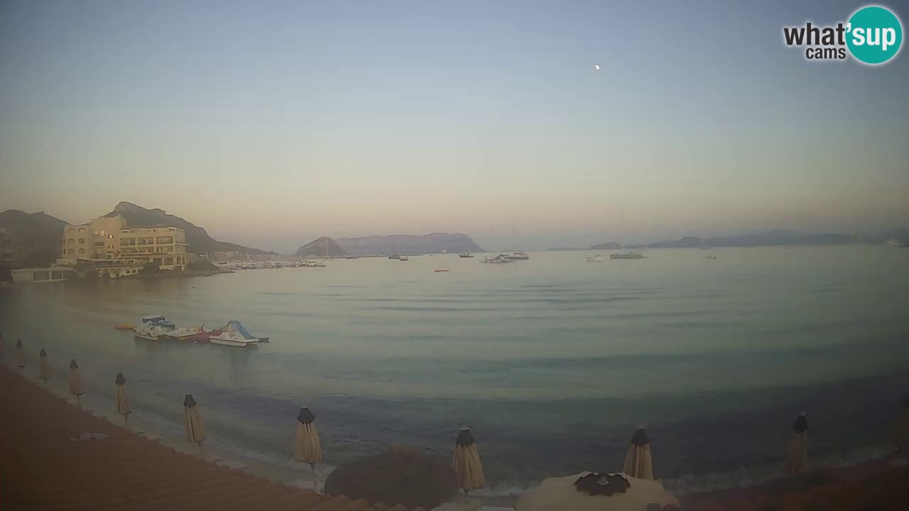 Web kamera Terza Spiaggia Golfo Aranci – Pogled uživo na plažu