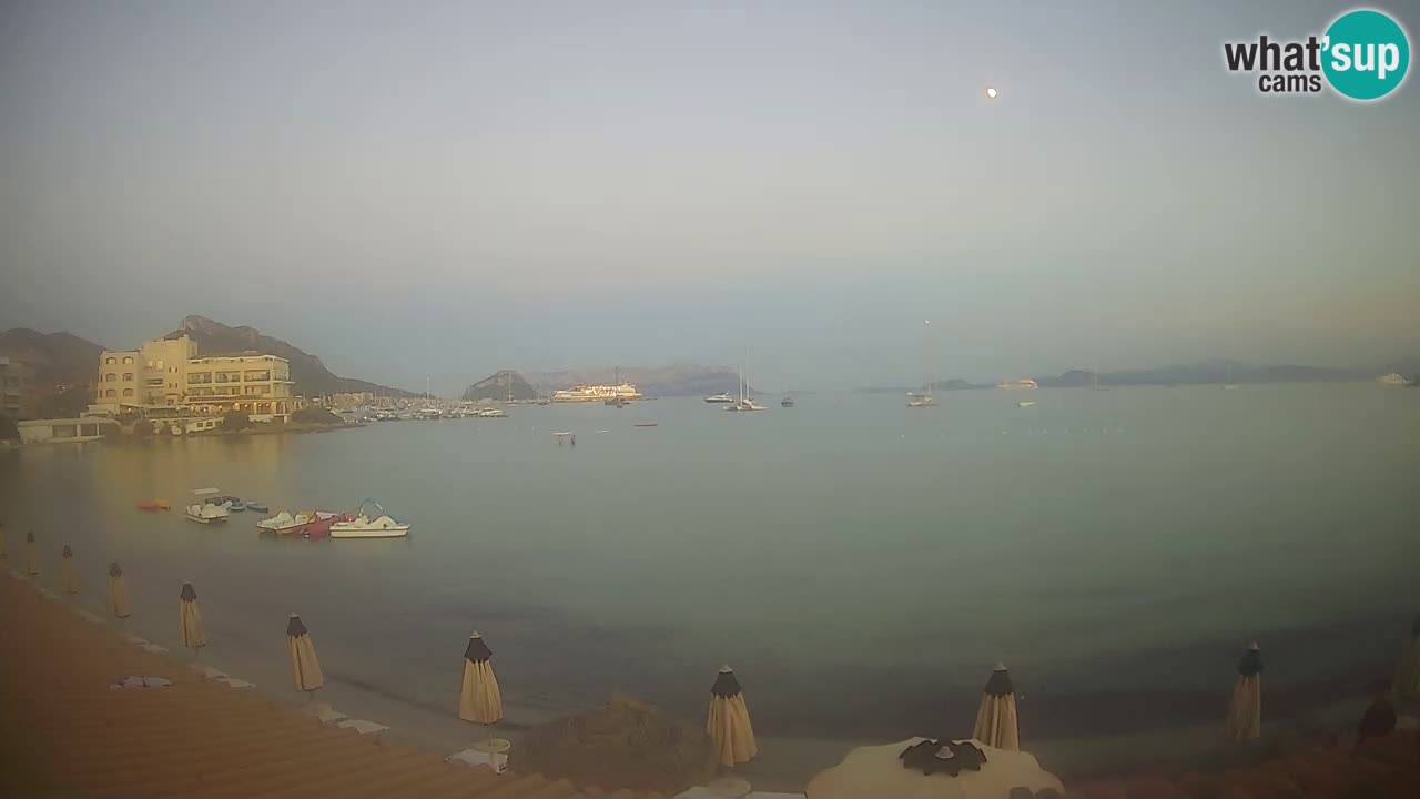 Web kamera Terza Spiaggia Golfo Aranci – Pogled uživo na plažu