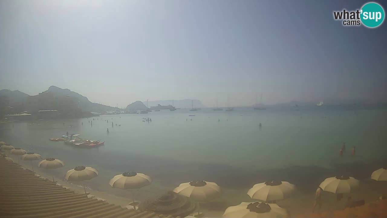 Spletna kamera Terza Spiaggia Golfo Aranci – Pogled na plažo v živo