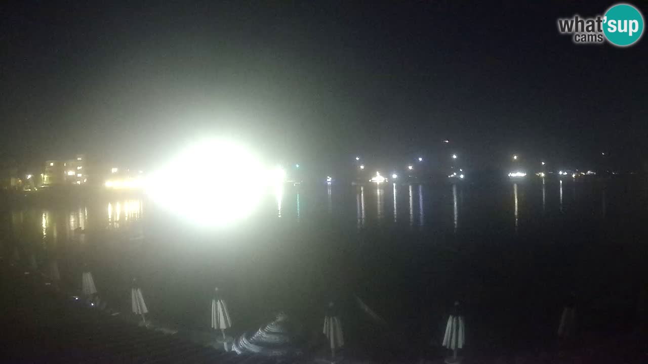 Spletna kamera Terza Spiaggia Golfo Aranci – Pogled na plažo v živo