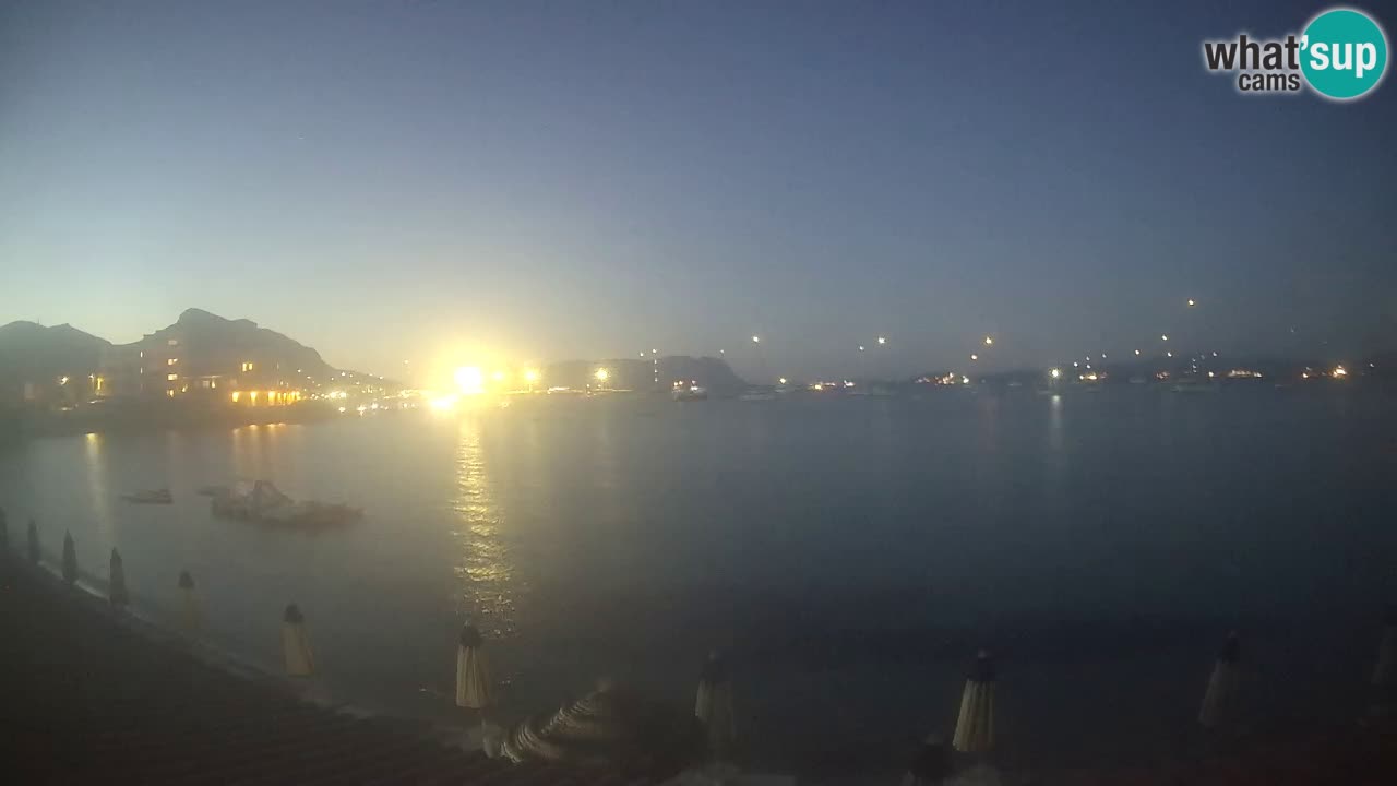 Webcam Terza Spiaggia Golfo Aranci – Liveblick auf den Strand