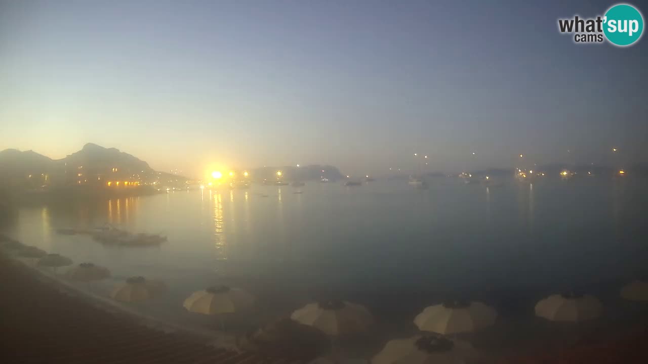 Web kamera Terza Spiaggia Golfo Aranci – Pogled uživo na plažu