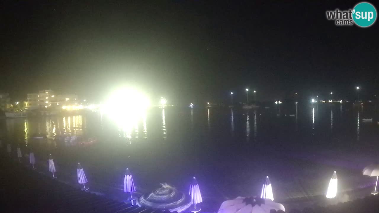 Spletna kamera Terza Spiaggia Golfo Aranci – Pogled na plažo v živo
