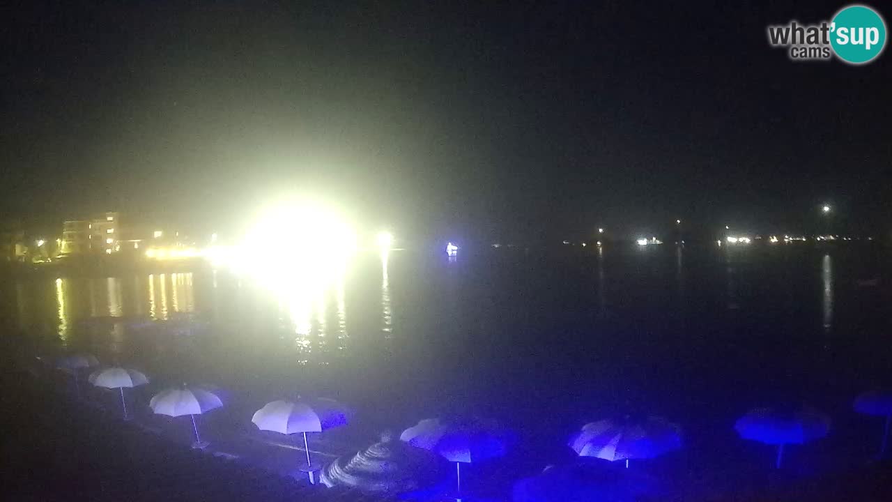Web kamera Terza Spiaggia Golfo Aranci – Pogled uživo na plažu