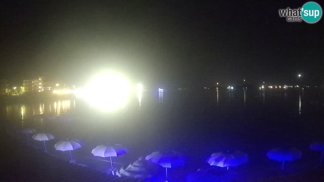 Spletna kamera Terza Spiaggia Golfo Aranci – Pogled na plažo v živo