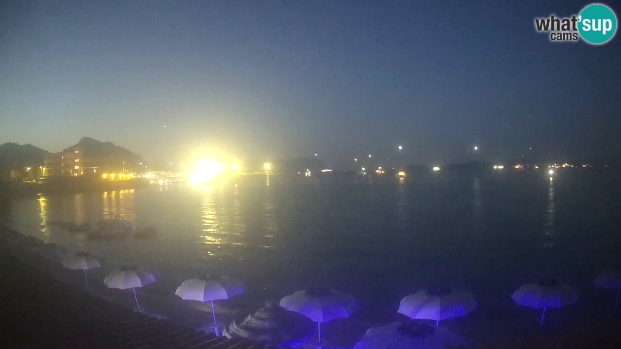 Webcam Terza Spiaggia Golfo Aranci – Liveblick auf den Strand