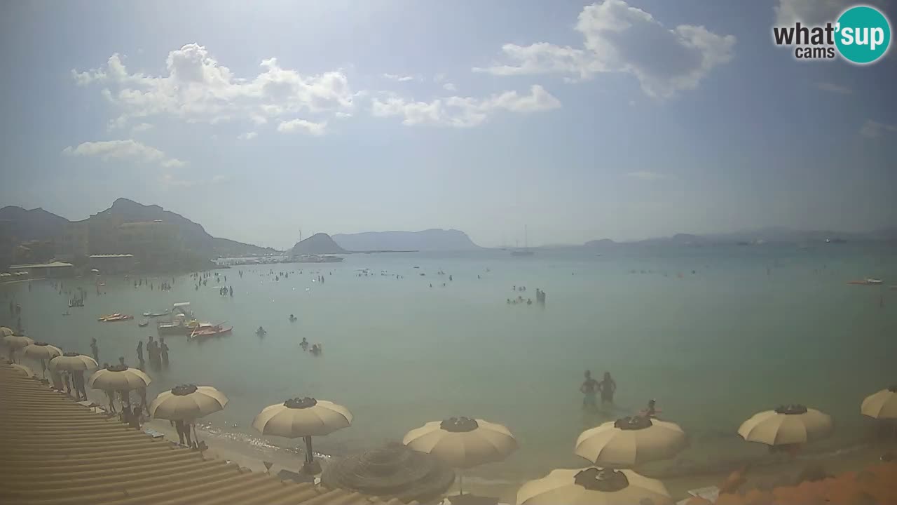 Spletna kamera Terza Spiaggia Golfo Aranci – Pogled na plažo v živo